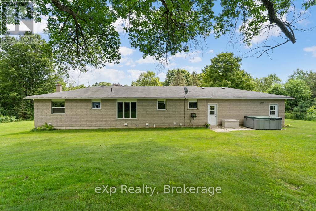 29 Everett Road, South Bruce Peninsula, Ontario  N0H 2T0 - Photo 43 - X12279408