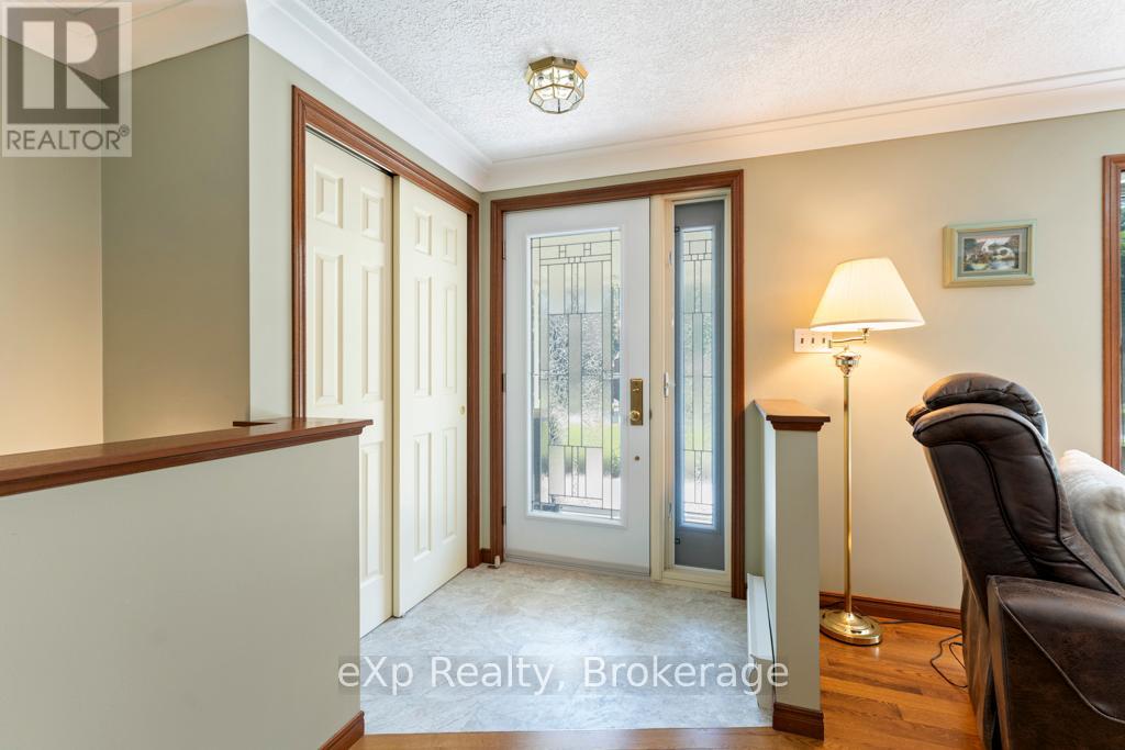 29 Everett Road, South Bruce Peninsula, Ontario  N0H 2T0 - Photo 9 - X12279408