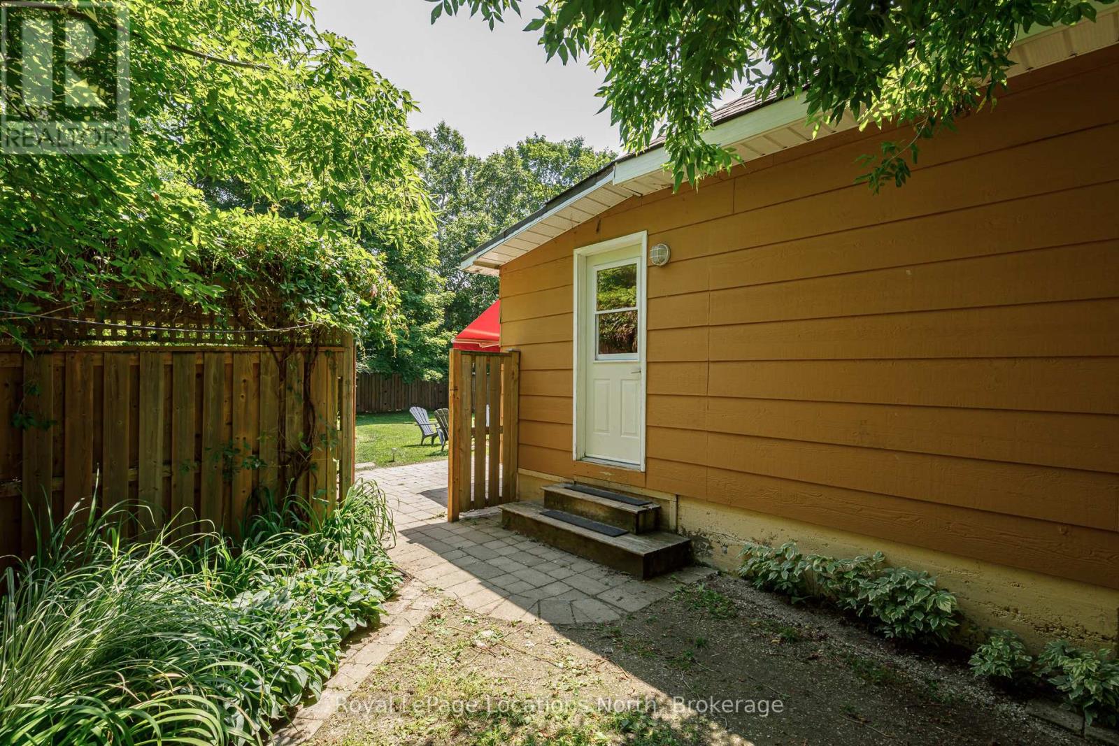 113 Bruce Street S, Blue Mountains, Ontario  N0H 2P0 - Photo 5 - X12279436