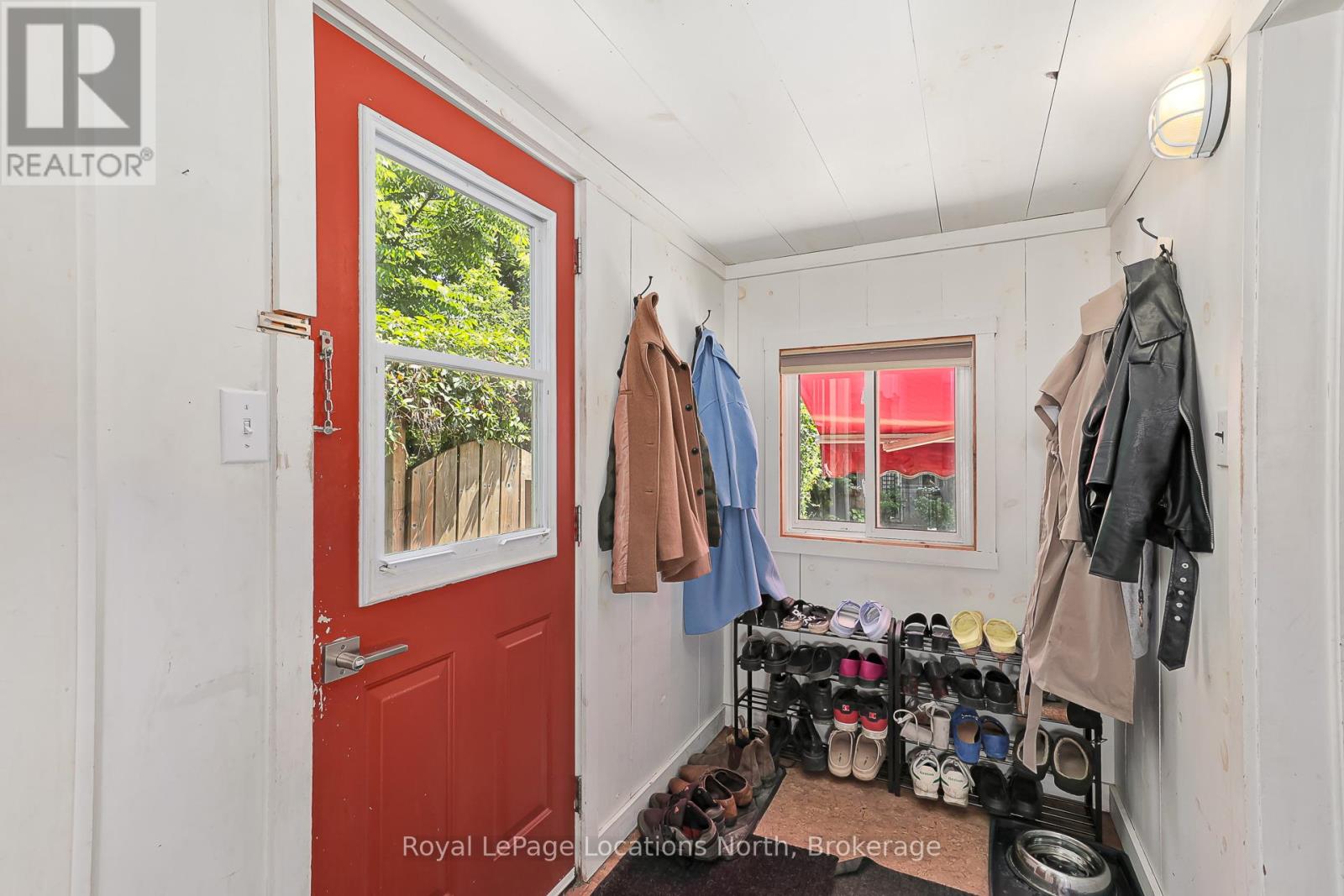 113 Bruce Street S, Blue Mountains, Ontario  N0H 2P0 - Photo 9 - X12279436