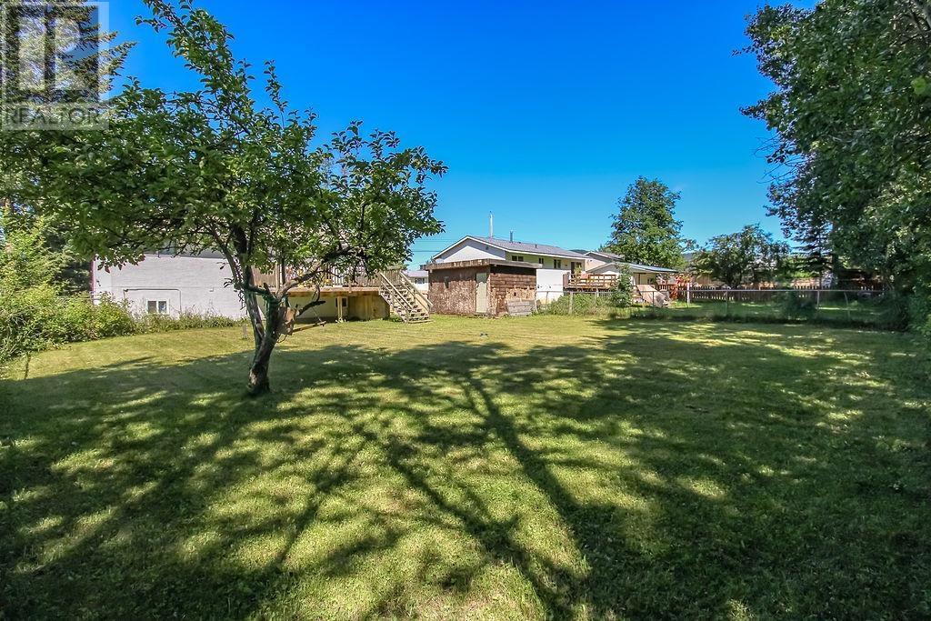 228 E 4th Avenue, Fort St. James, British Columbia  V0J 1P0 - Photo 6 - R3025612