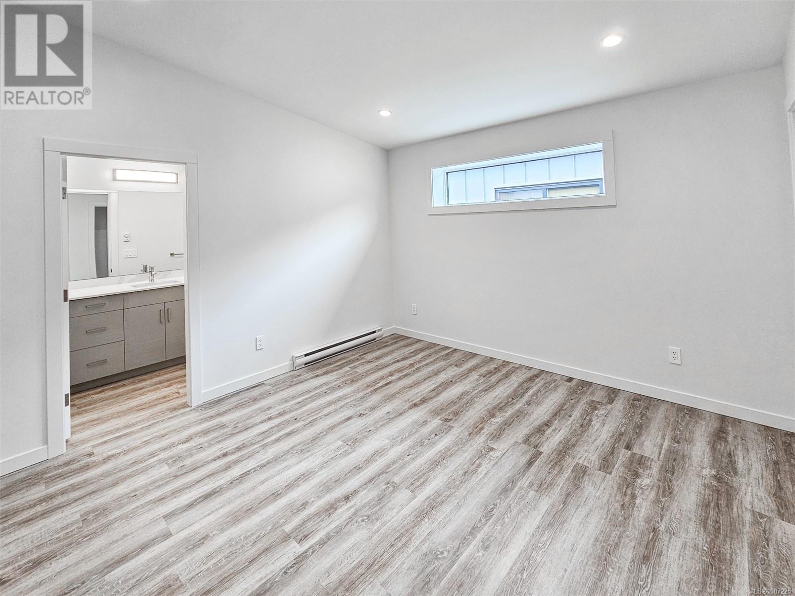 37 3025 Royston Rd, Cumberland, British Columbia  V0R 1S0 - Photo 10 - 1007225