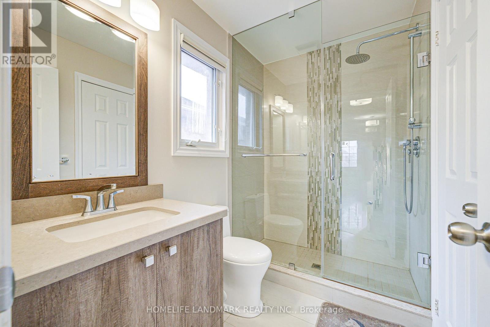 1141 Foxglove Place, Mississauga, Ontario  L5V 2N4 - Photo 16 - W12279218