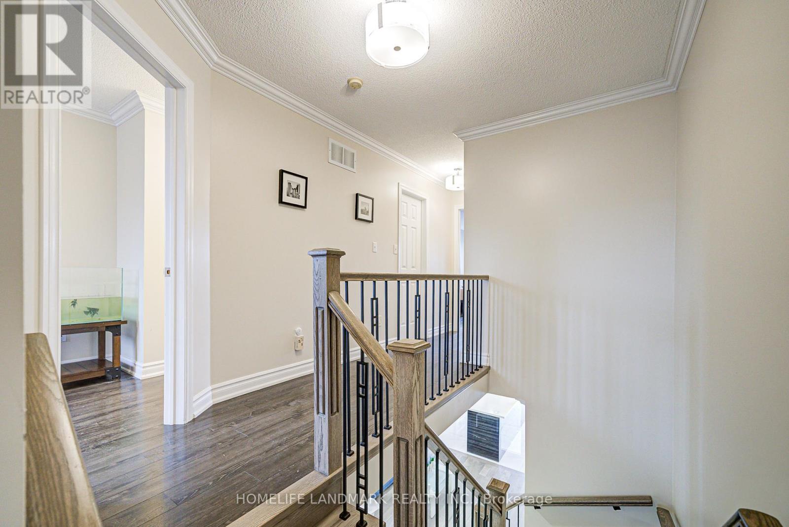 1141 Foxglove Place, Mississauga, Ontario  L5V 2N4 - Photo 17 - W12279218
