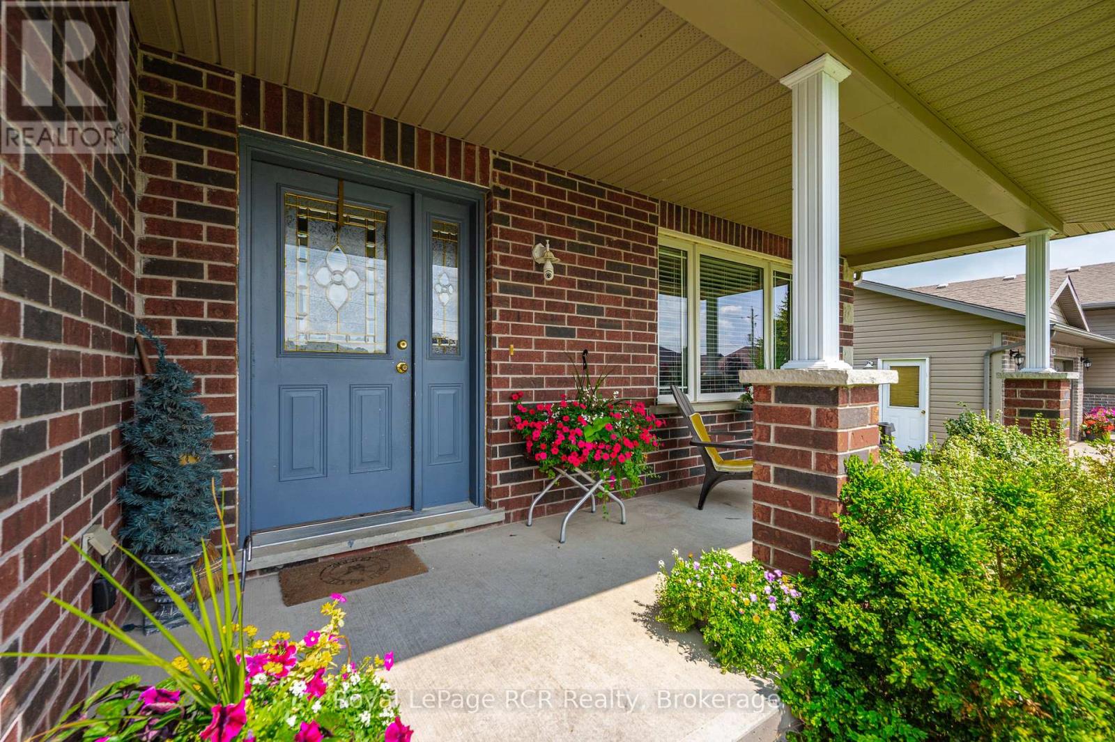 675 Albert Street, Wellington North, Ontario  N0G 2L2 - Photo 5 - X12071902