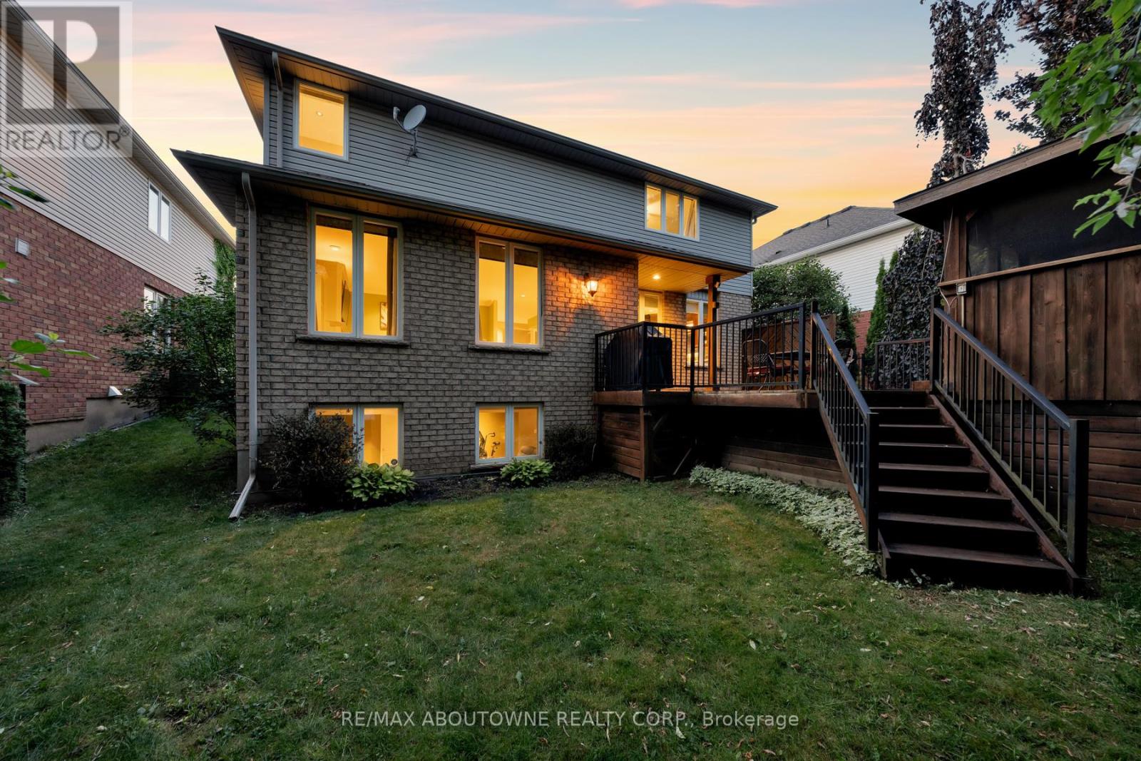 Property at 42 PEARWOOD COURT image 3