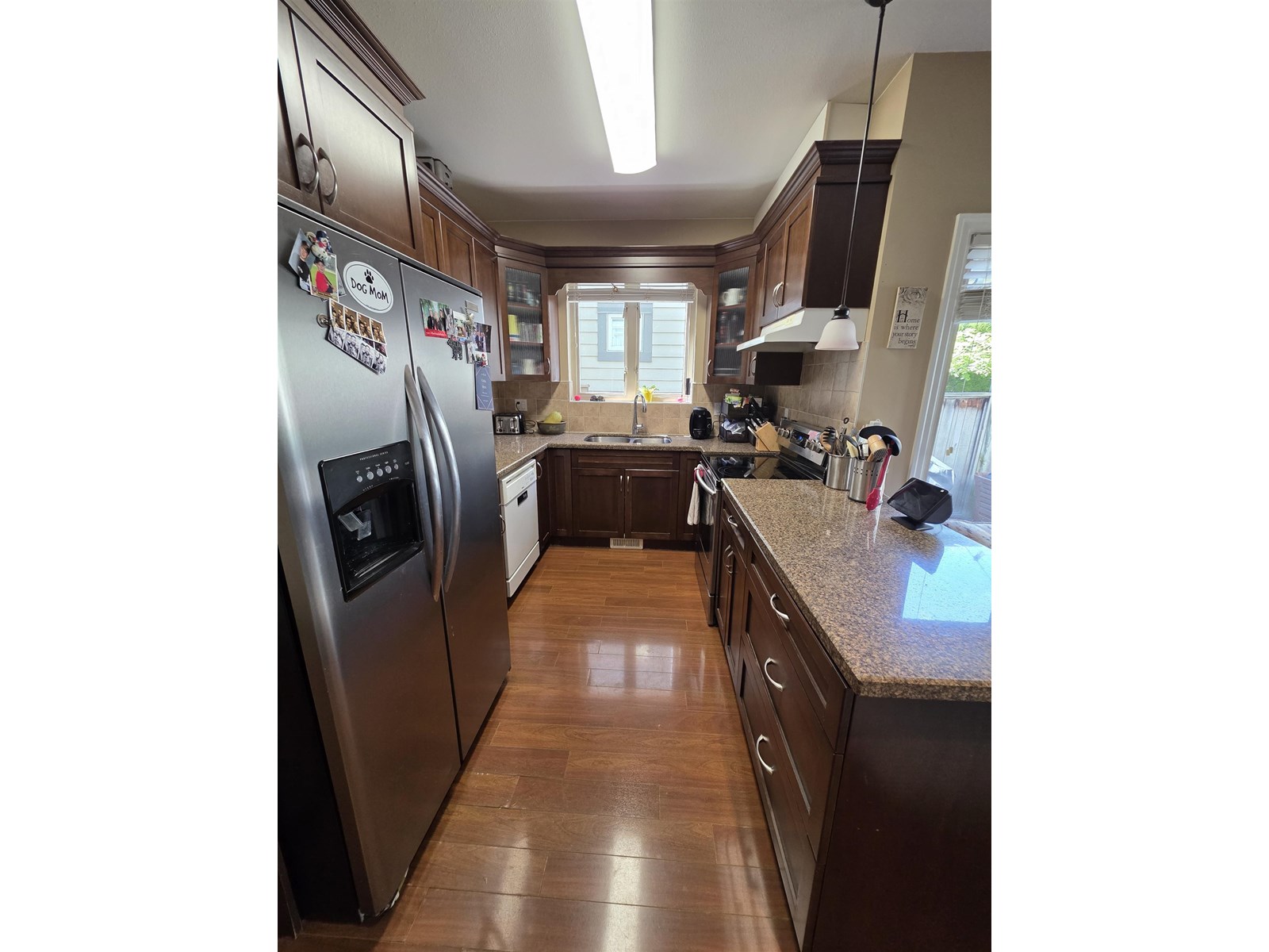 Property at 19309 67 AVENUE image 3