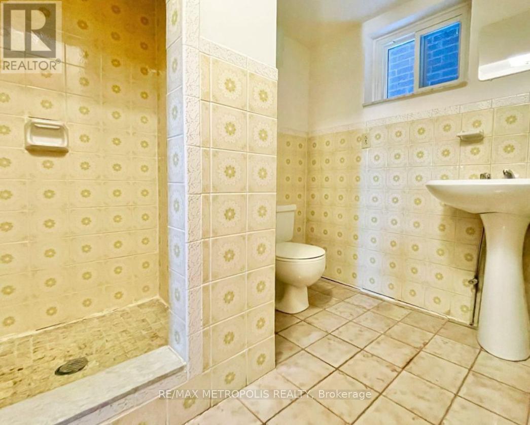 Upper - 3 Prairie Dunes Place, Vaughan, Ontario  L4K 2E4 - Photo 20 - N12279397