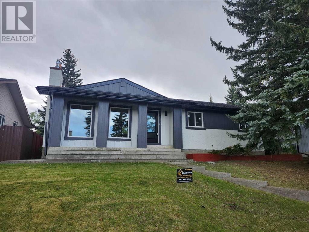 Property at 471 Cedarpark Drive SW image 3