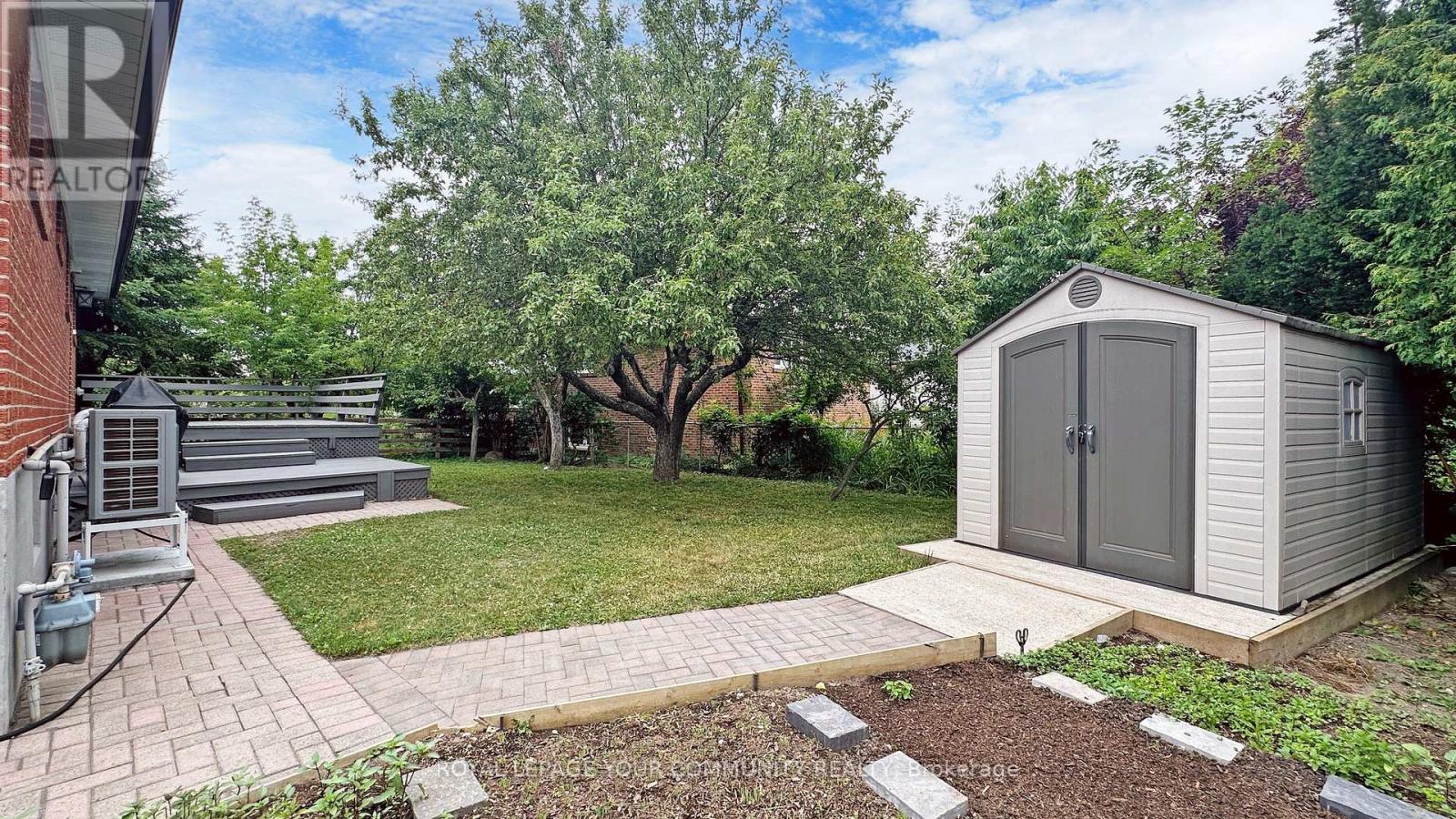 29 Manadon Drive, Toronto (Newtonbrook West), Ontario  M2M 1W8 - Photo 47 - C12279153