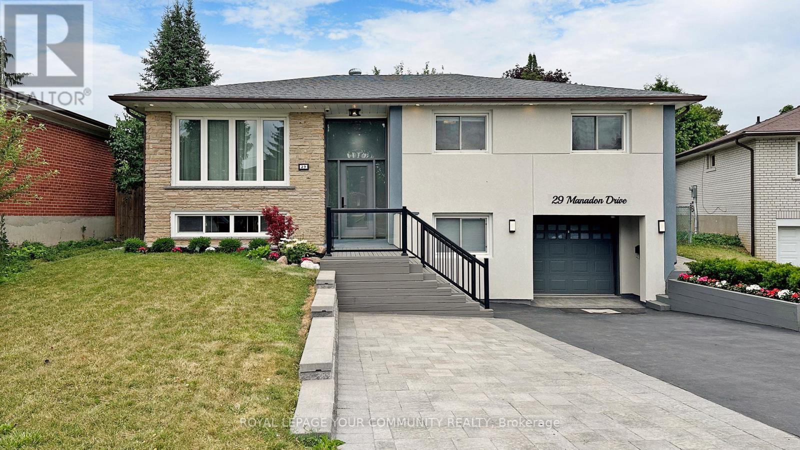 29 Manadon Drive, Toronto (Newtonbrook West), Ontario  M2M 1W8 - Photo 6 - C12279153