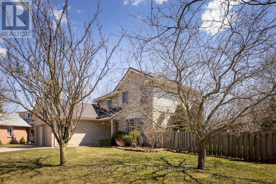 Property at 135 ACORN PLACE image 3