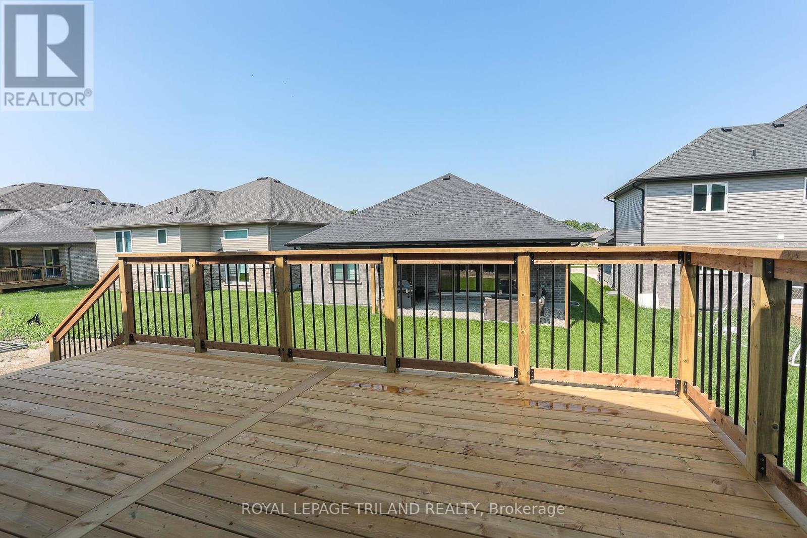 51 White Tail Path, Central Elgin, Ontario  N5R 0N7 - Photo 35 - X12279482