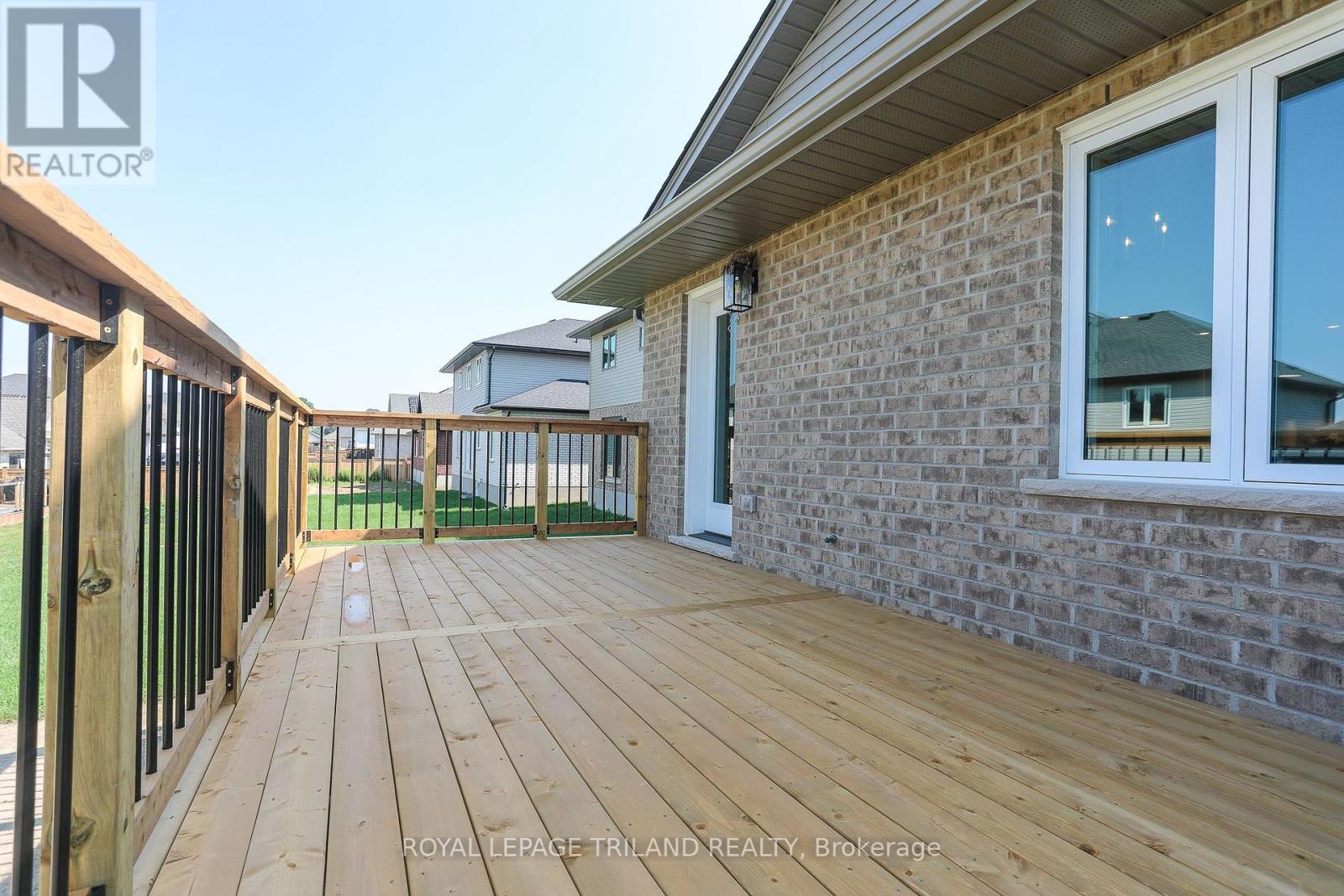 51 White Tail Path, Central Elgin, Ontario  N5R 0N7 - Photo 36 - X12279482