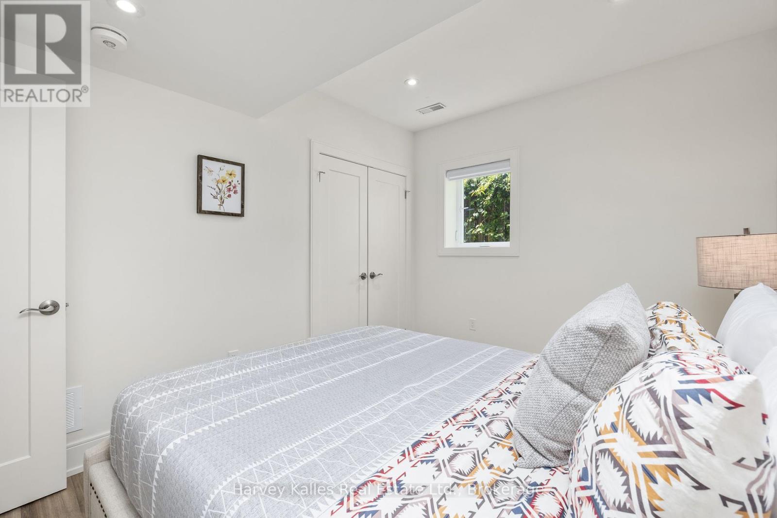 Unit C - 297 Seventh Street, Collingwood, Ontario  L9Y 2B2 - Photo 12 - S12231215