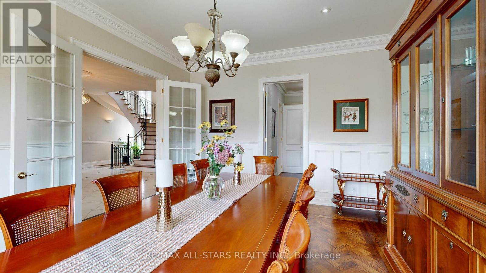 70 Richard Lovat Court, Vaughan (Kleinburg), Ontario  L0J 1C0 - Photo 16 - N12274801