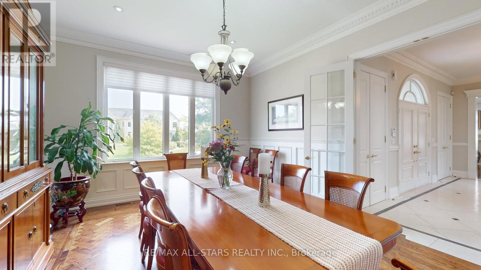 70 Richard Lovat Court, Vaughan (Kleinburg), Ontario  L0J 1C0 - Photo 17 - N12274801