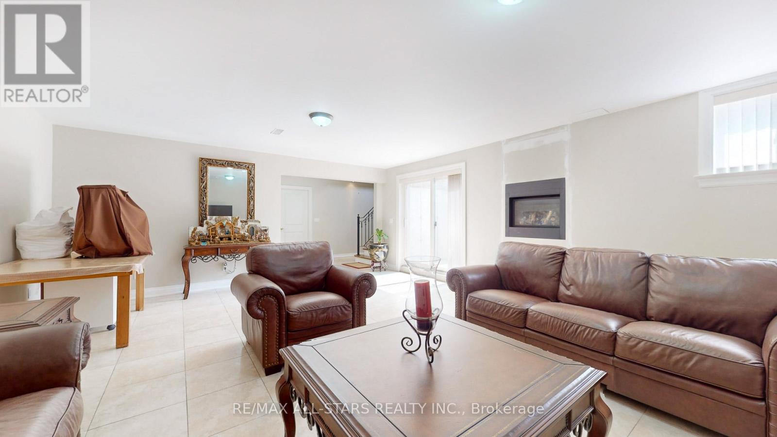 70 Richard Lovat Court, Vaughan (Kleinburg), Ontario  L0J 1C0 - Photo 44 - N12274801