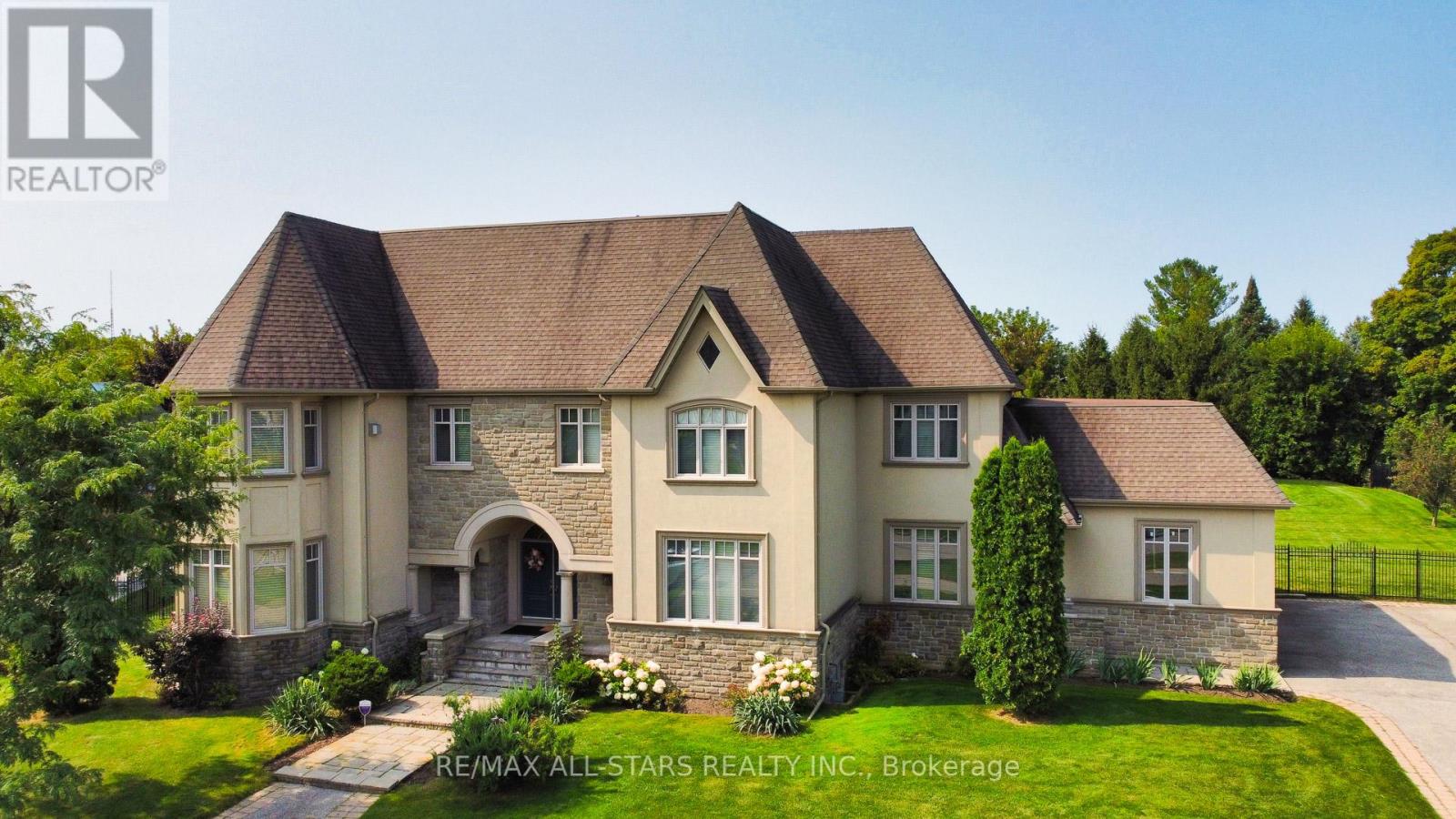 70 Richard Lovat Court, Vaughan (Kleinburg), Ontario  L0J 1C0 - Photo 50 - N12274801