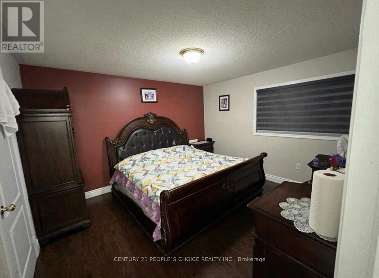20 Murphy Road, Brampton (Gore Industrial North), Ontario  L6S 6L2 - Photo 15 - W12279388