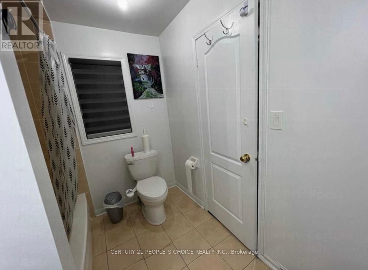 20 Murphy Road, Brampton (Gore Industrial North), Ontario  L6S 6L2 - Photo 18 - W12279388