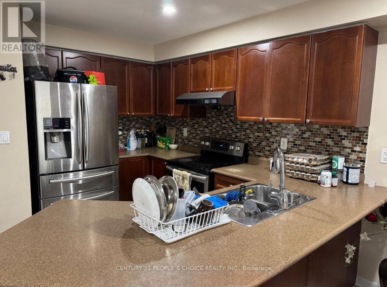 20 Murphy Road, Brampton (Gore Industrial North), Ontario  L6S 6L2 - Photo 9 - W12279388