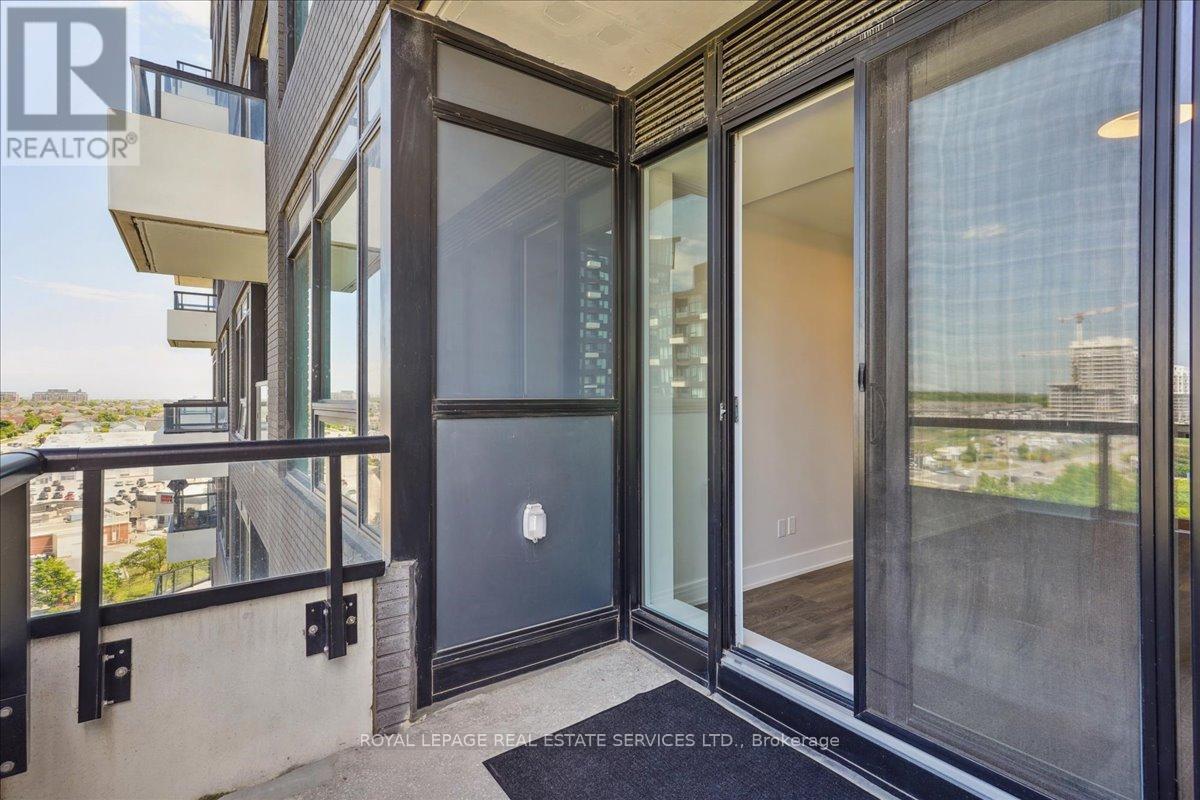 805 - 297 Oak Walk Drive, Oakville, Ontario  L6H 3R6 - Photo 11 - W12279416