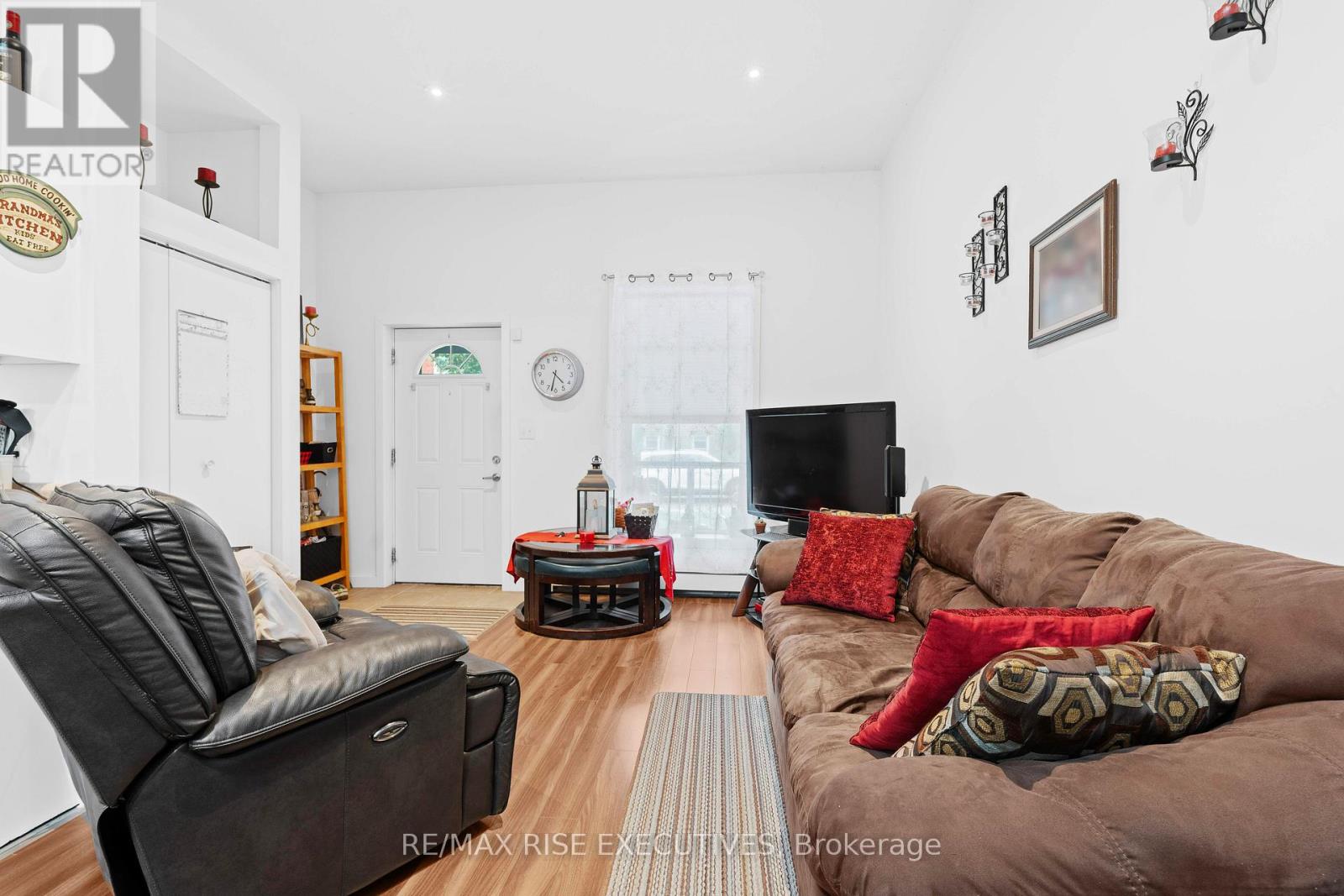 73 King Street E, Brockville, Ontario  K6V 1B2 - Photo 26 - X12279531