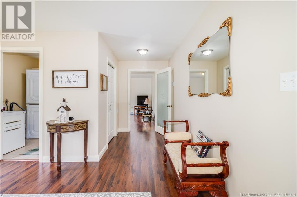 Property at 63 Sunset Blvd image 5