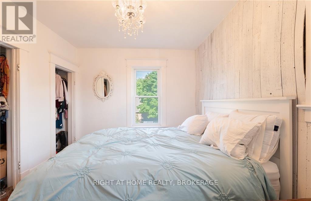 129 Forest Avenue, Port Colborne, Ontario  L3K 5E5 - Photo 13 - X12279425