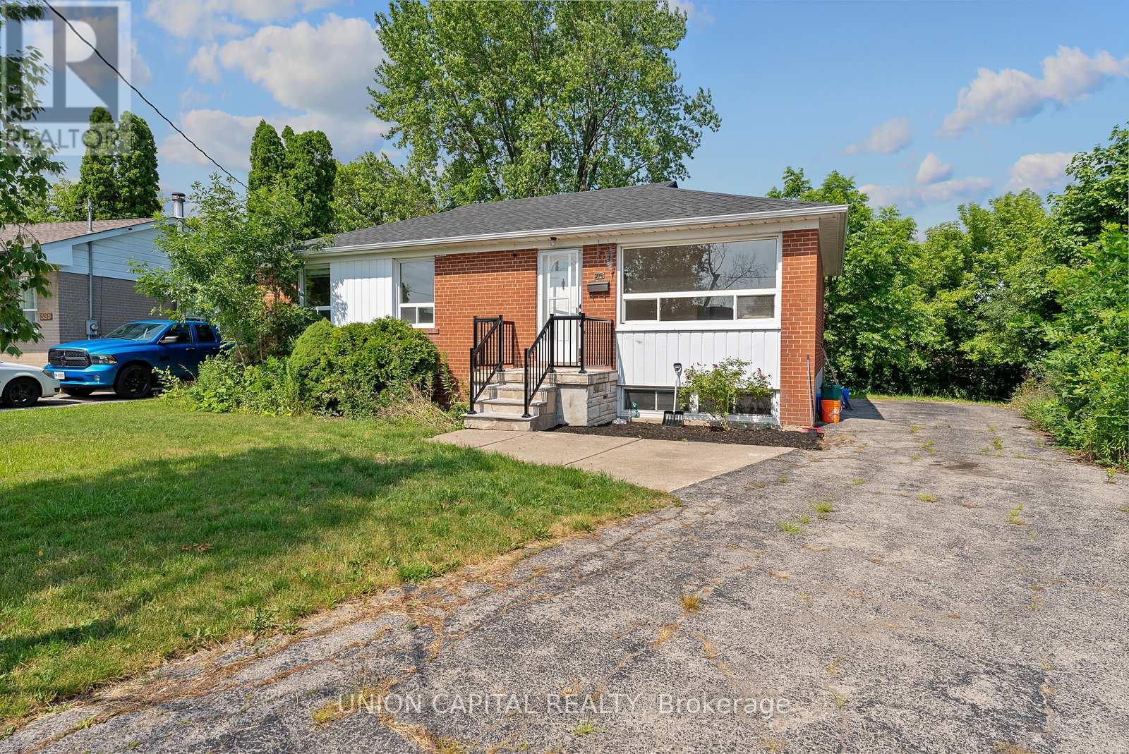 Property at 379 TAMARACK CIRCLE image 1