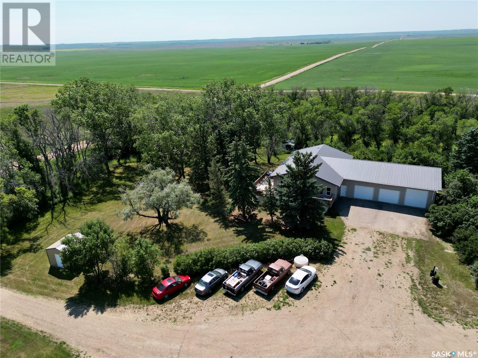 Tribune Acreage Near Weyburn, Souris Valley Rm No. 7, Saskatchewan  S0C 1Z0 - Photo 46 - SK012329