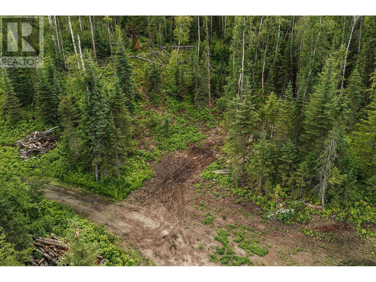 2199 Eagle Creek Road, Canim Lake, British Columbia  V0K 1L0 - Photo 15 - R2975258