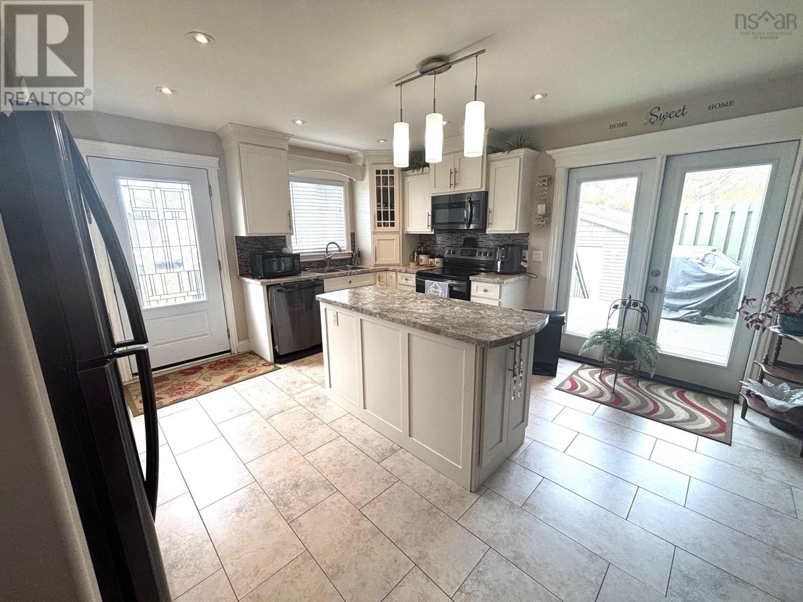 87 Maplewood Drive, Glace Bay, Nova Scotia  B1A 0B3 - Photo 10 - 202512470