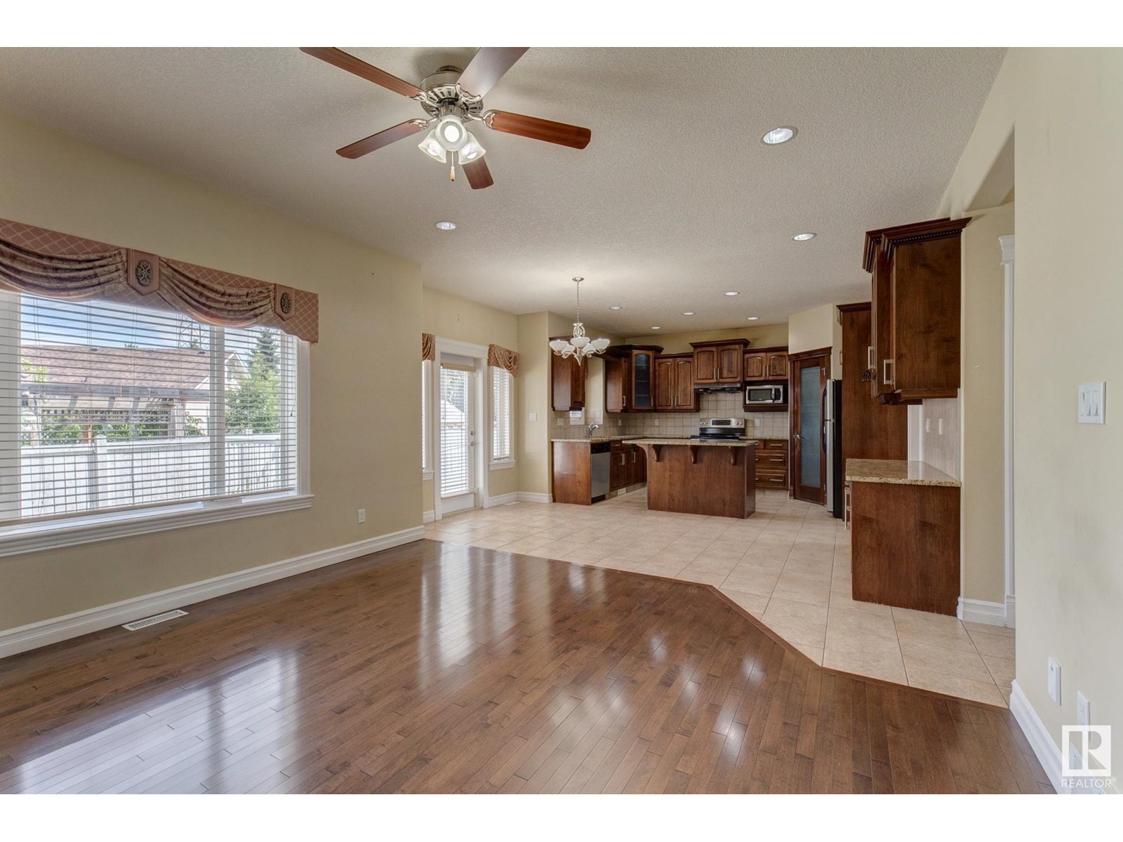 Property at 3621 28A ST NW image 5