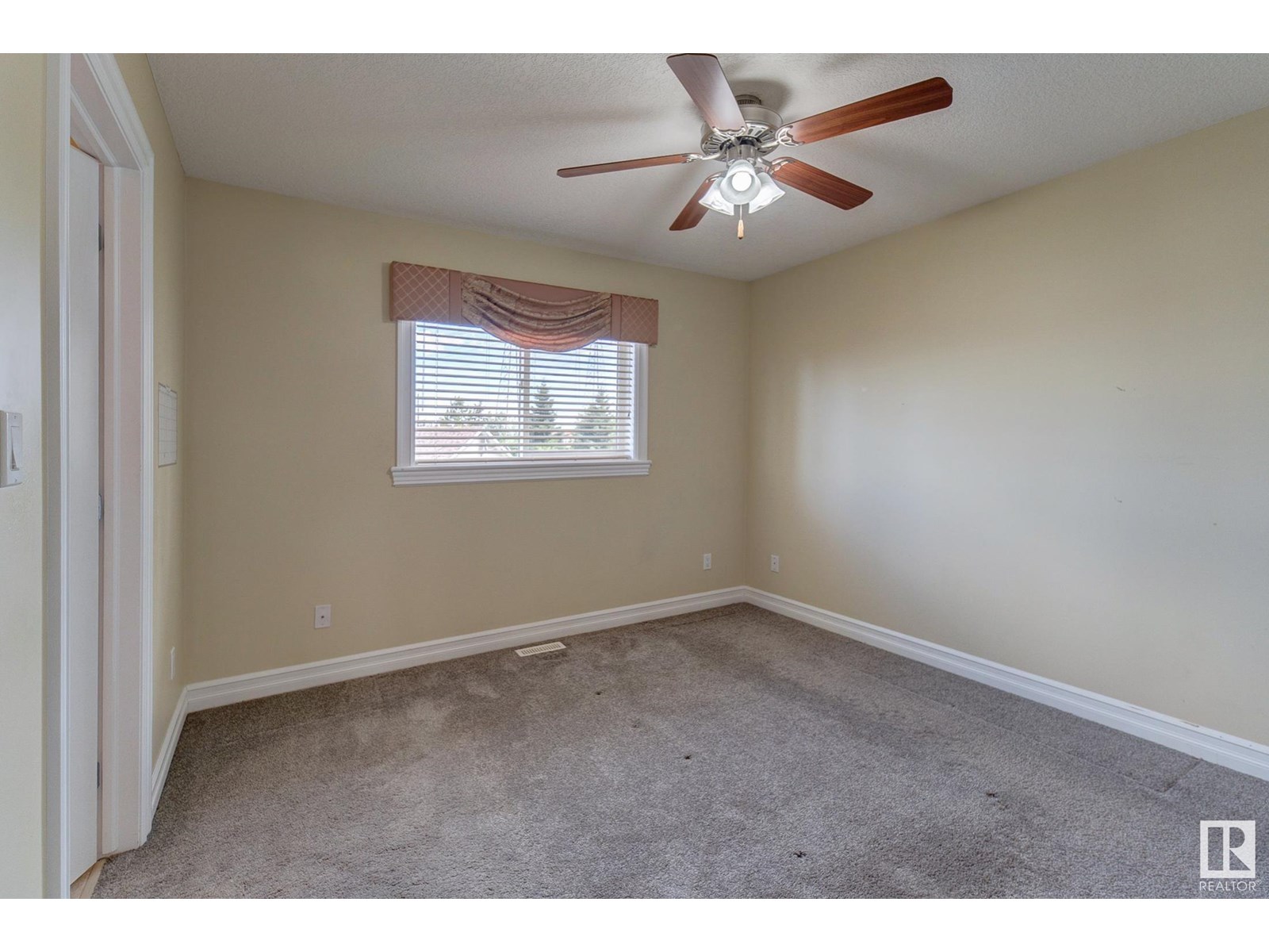 3621 28a St Nw, Edmonton, Alberta  T6T 1N4 - Photo 53 - E4447280