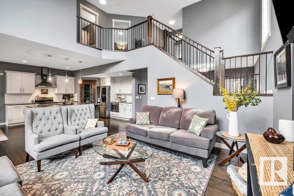 Property at 62 LAMPLIGHT DR image 4