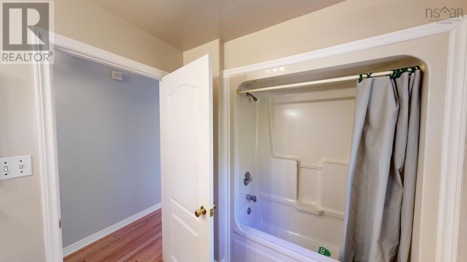 15 Kara Court, Hammonds Plains, Nova Scotia  B4B 1L4 - Photo 30 - 202424587