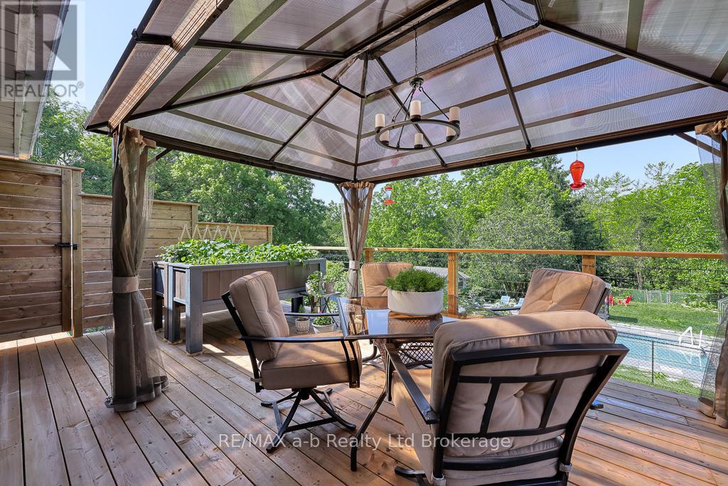 109 Sunset Drive, St. Thomas, Ontario  N5R 3B5 - Photo 29 - X12241994