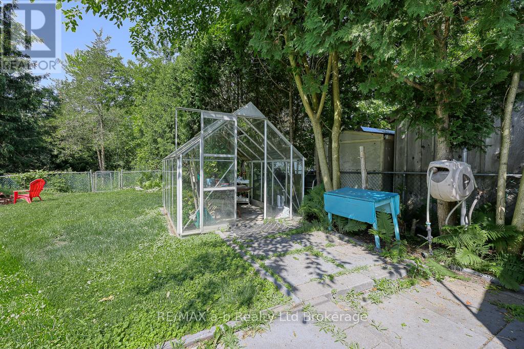 109 Sunset Drive, St. Thomas, Ontario  N5R 3B5 - Photo 48 - X12241994