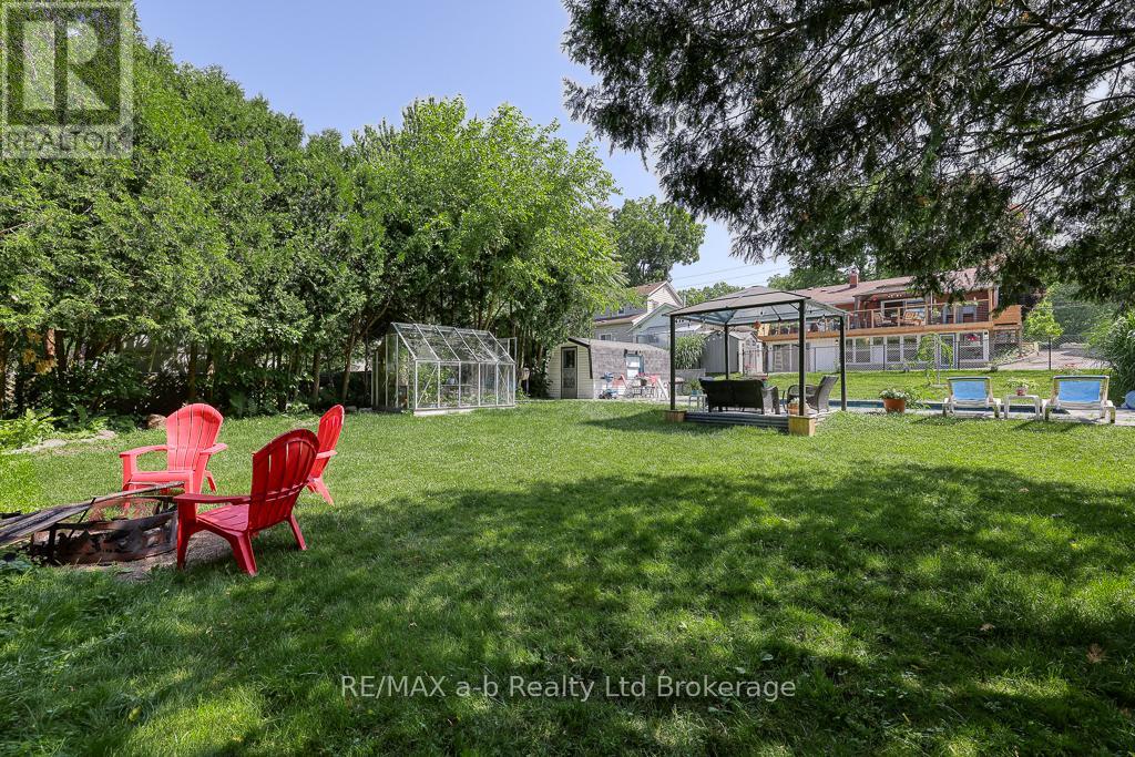 109 Sunset Drive, St. Thomas, Ontario  N5R 3B5 - Photo 46 - X12241994