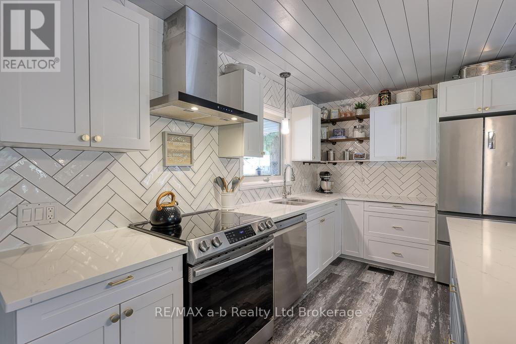 109 Sunset Drive, St. Thomas, Ontario  N5R 3B5 - Photo 7 - X12241994