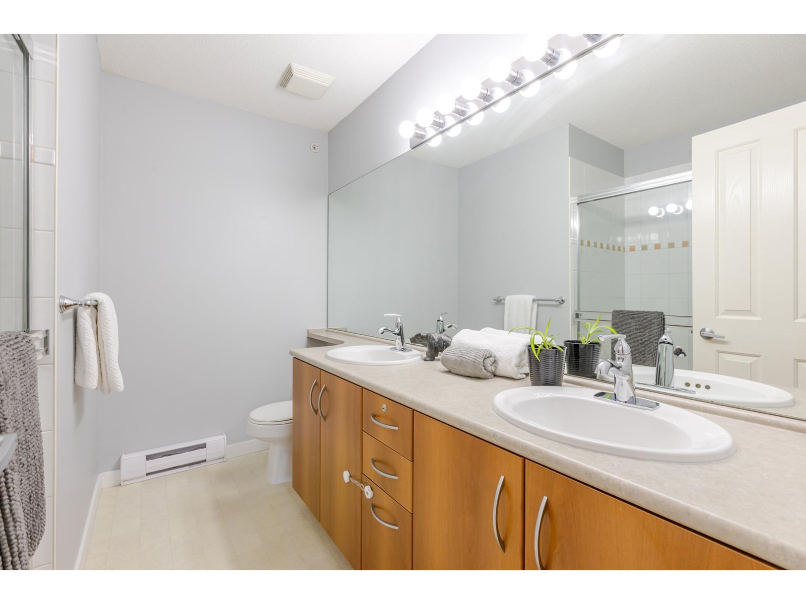 103 6747 203 Street, Langley, British Columbia  V2Y 3B5 - Photo 23 - R3025925