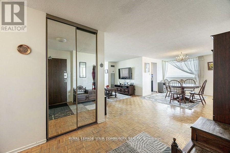 1606 - 133 Torresdale Avenue, Toronto, Ontario  M2R 3T2 - Photo 3 - C12279557