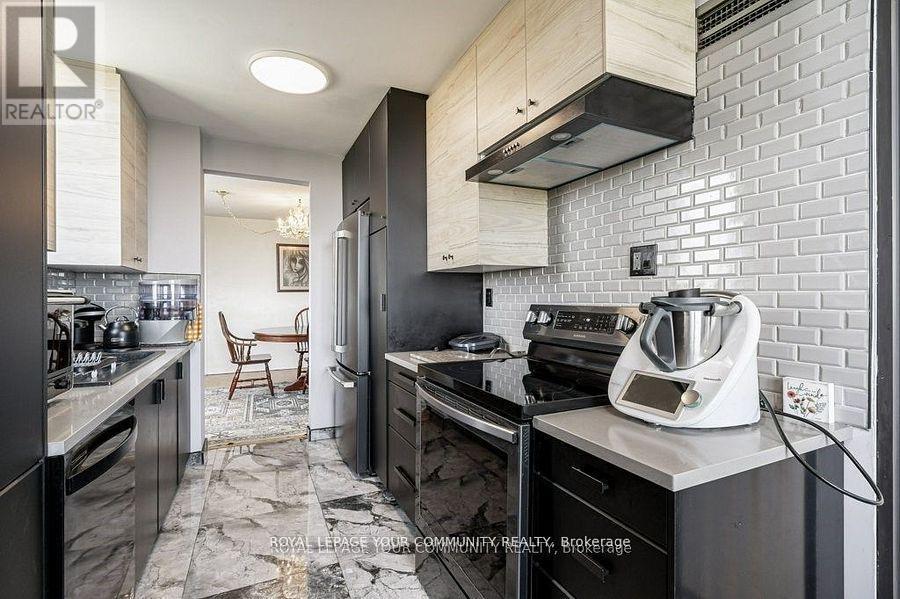 1606 - 133 Torresdale Avenue, Toronto, Ontario  M2R 3T2 - Photo 7 - C12279557