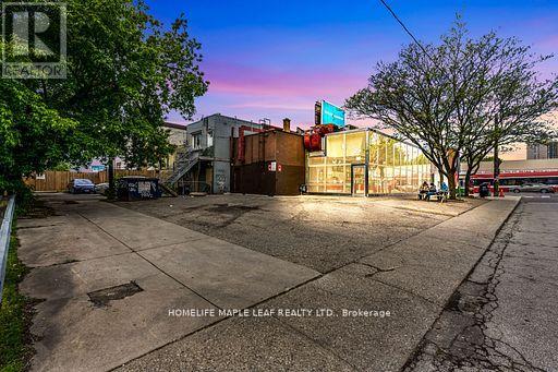 Property at 1471 EGLINTON AVENUE W image 2