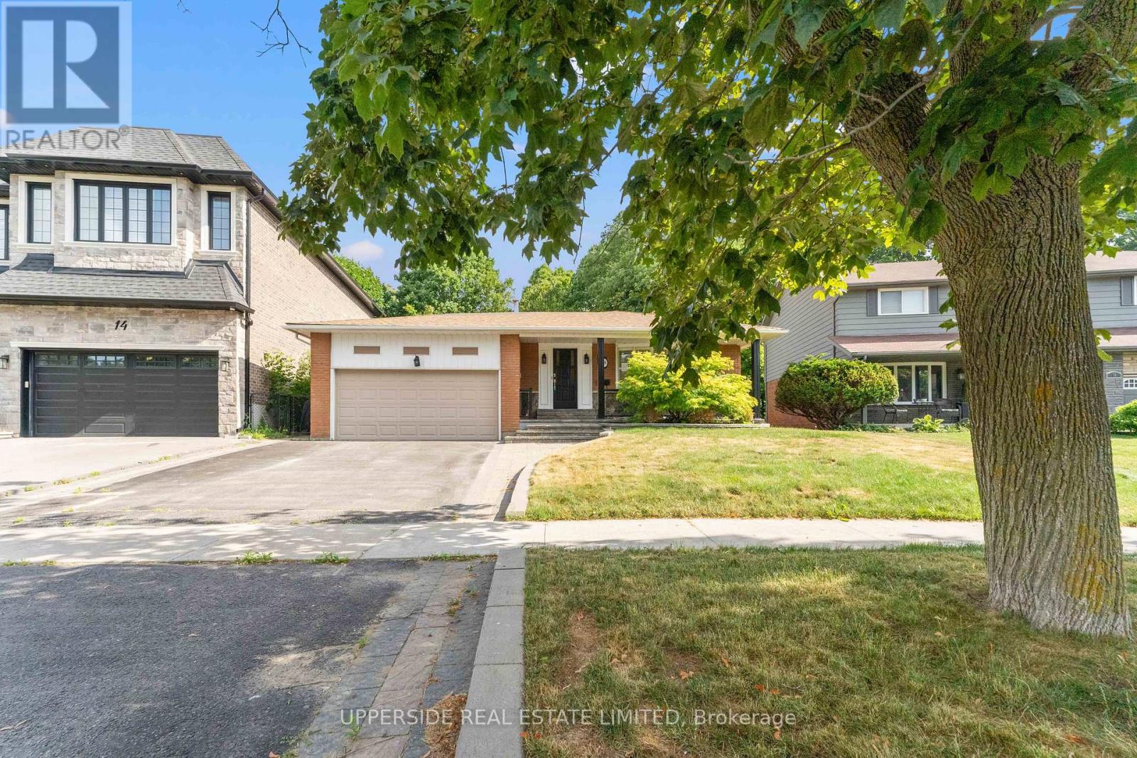 Property at 16 JANELLAN TERRACE image 1