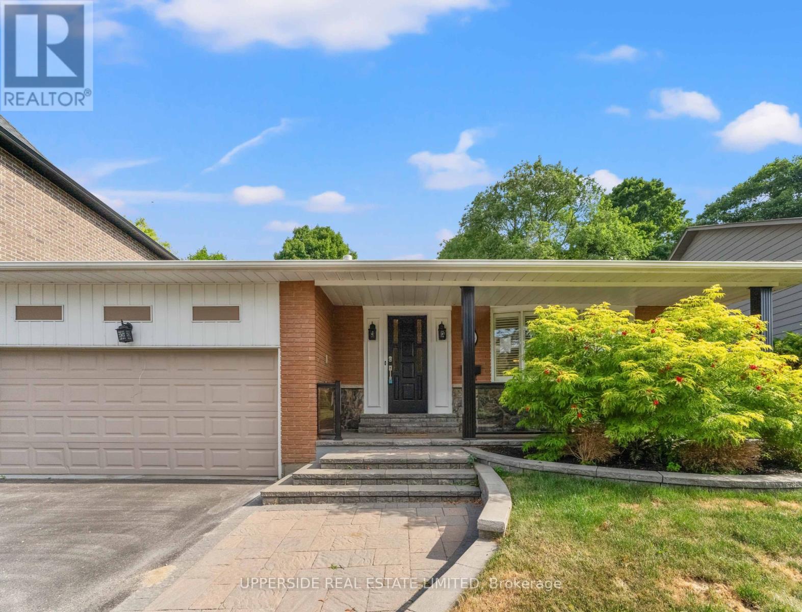 Property at 16 JANELLAN TERRACE image 2