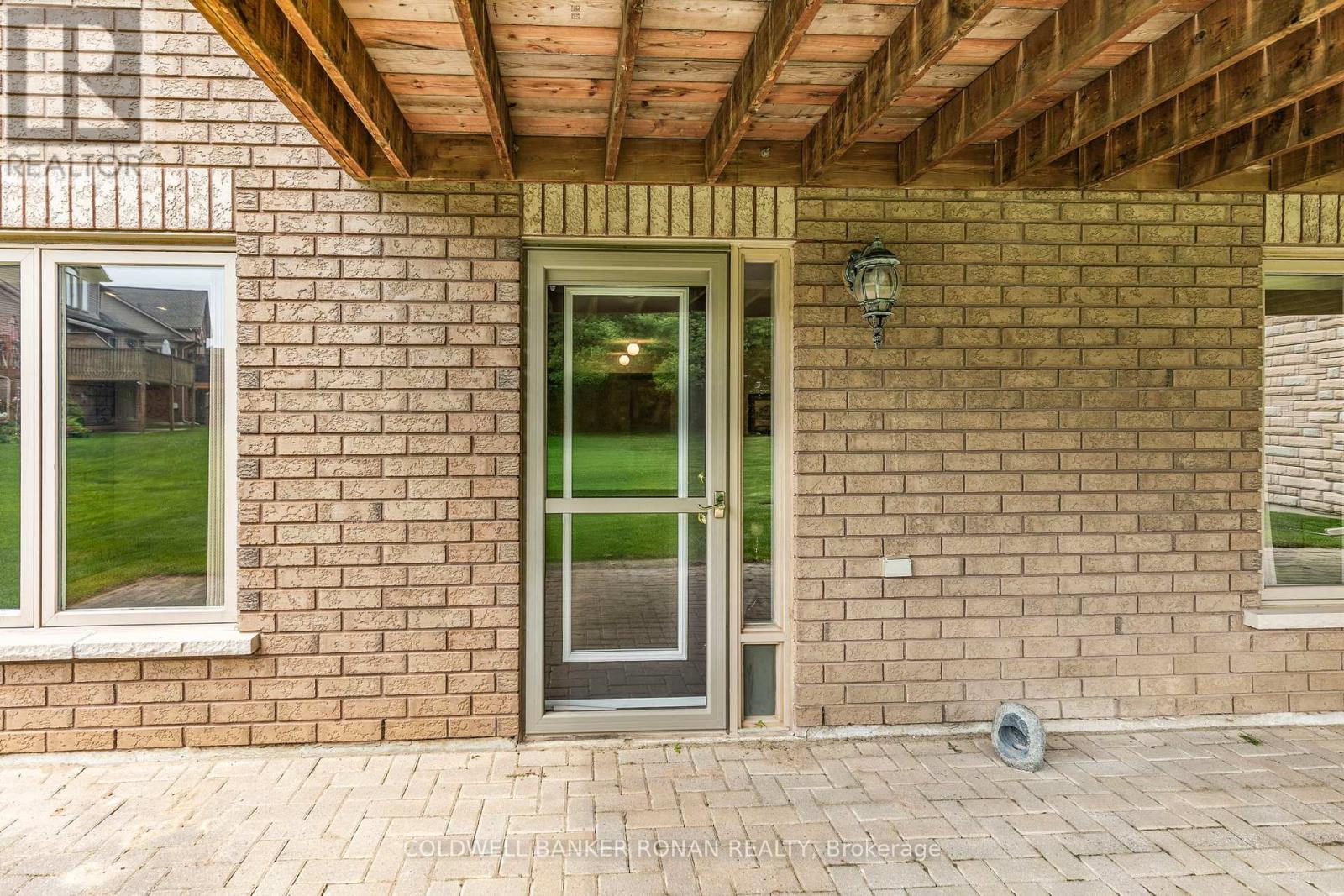 39 Bella Vista Trail, New Tecumseth, Ontario  L9R 2B3 - Photo 46 - N12279608