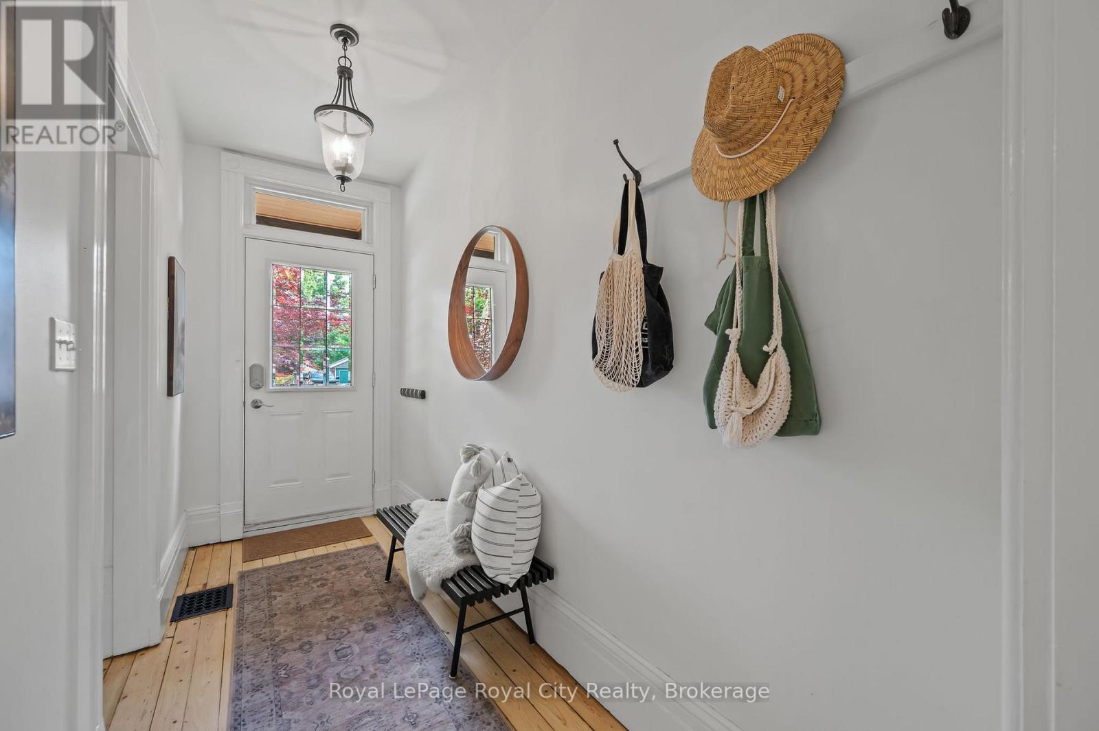 Property at 48 TORONTO STREET image 4